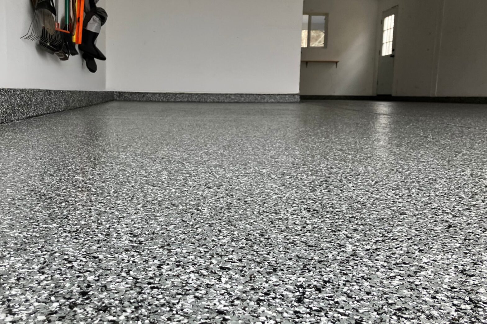 Speckled epoxy garage floor